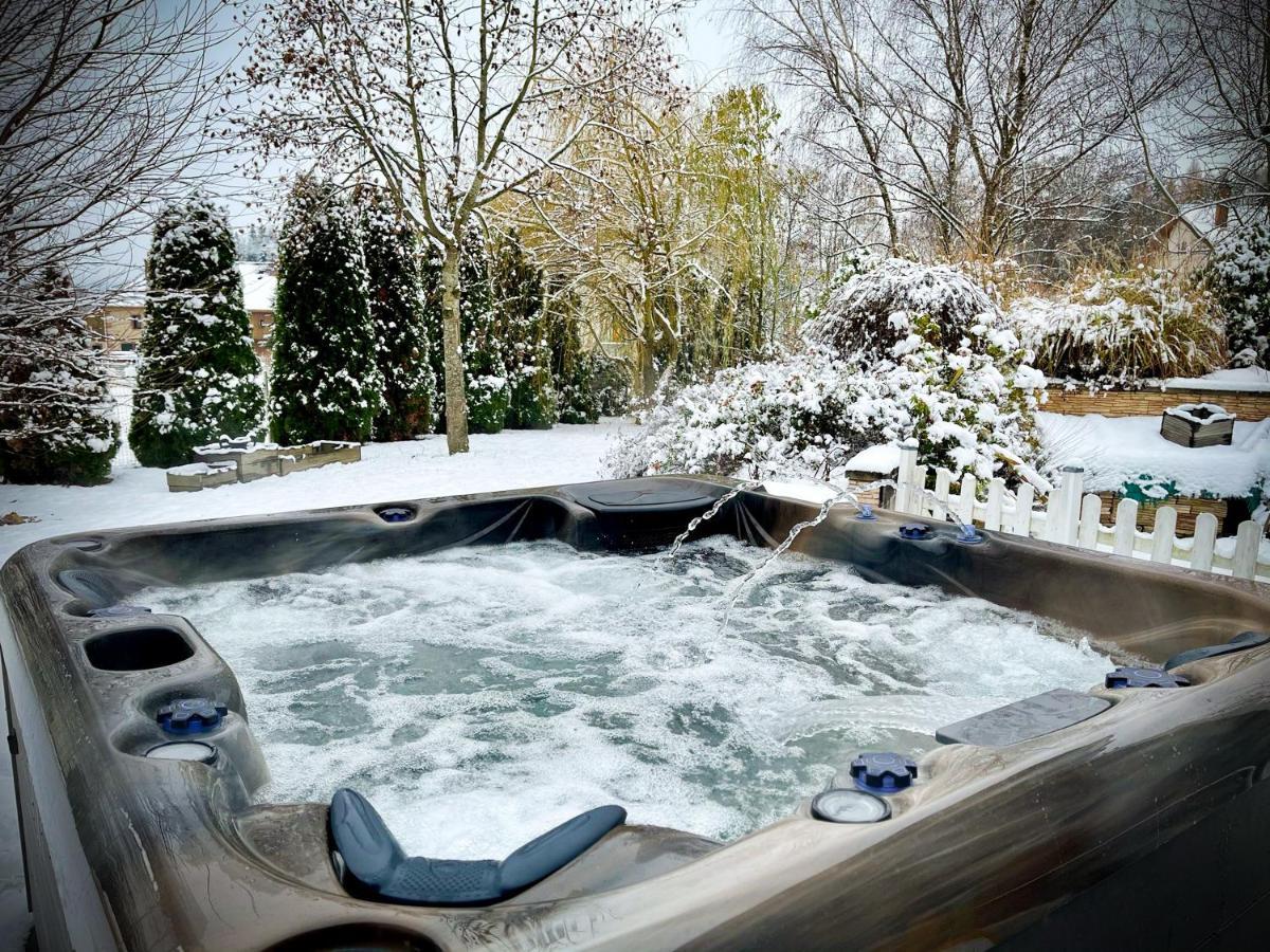 Villa 200M2 Avec Piscine Chauffee & Spa & Sauna & Kota-Grill Laval-sur-Vologne Dış mekan fotoğraf